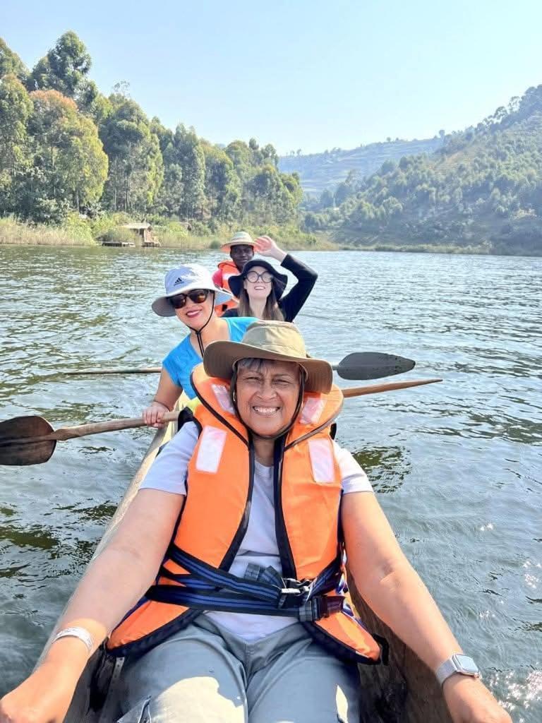 Om Hostel Bunyonyi Kabale Zewnętrze zdjęcie
