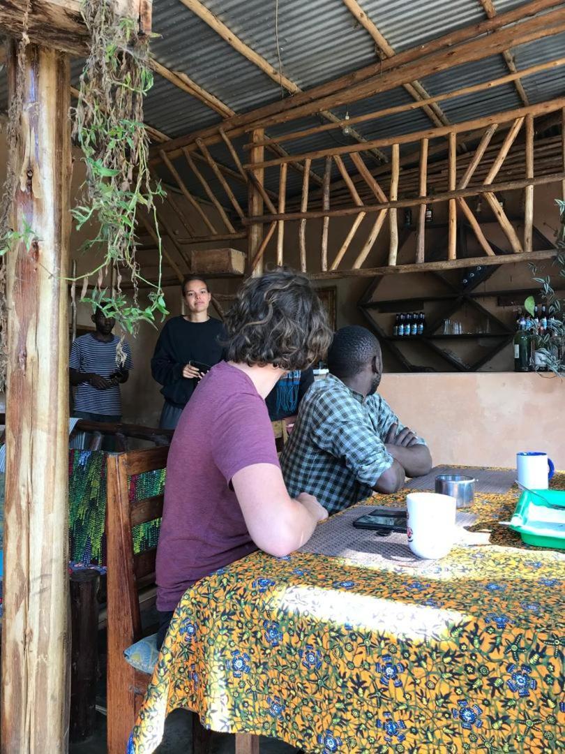 Om Hostel Bunyonyi Kabale Zewnętrze zdjęcie