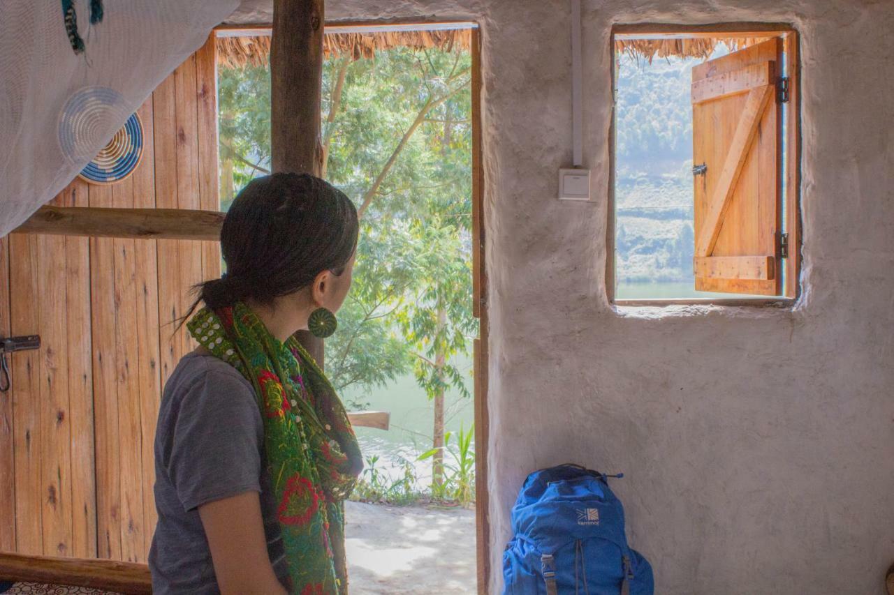 Om Hostel Bunyonyi Kabale Zewnętrze zdjęcie